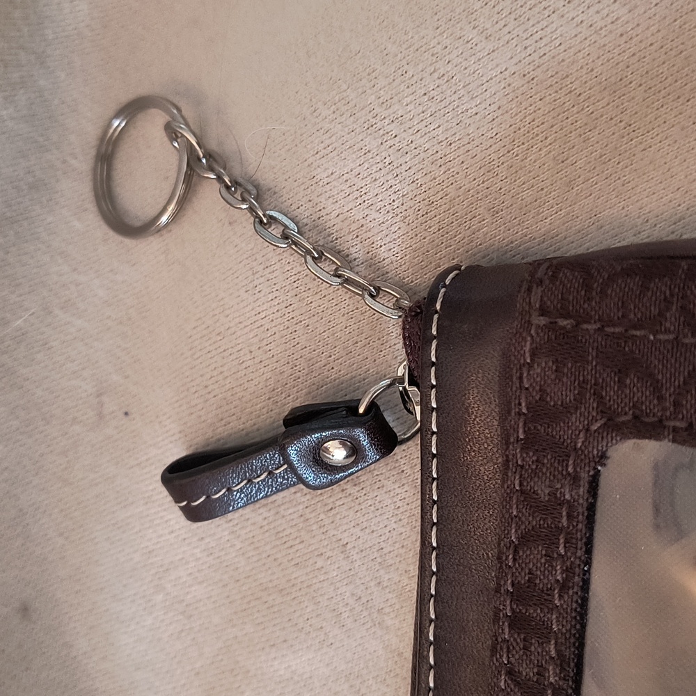 Fossil Wallet With Keychain Clutch Brown - image 4